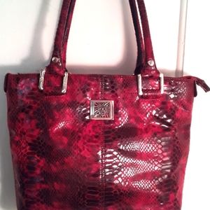 Ann Klein snake skin embossed shoulder bag.